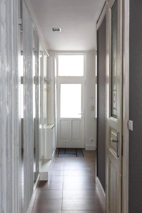 Chic, Captivating Space Near Opera House Budapest Luaran gambar