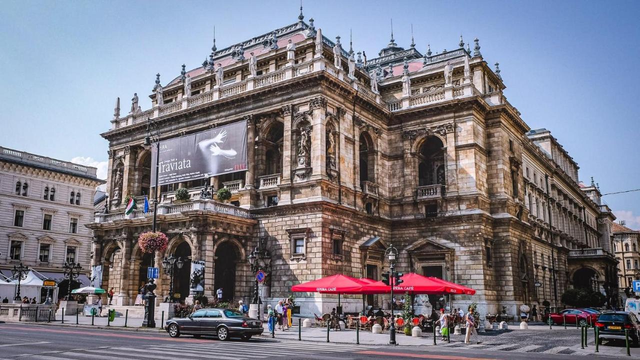 Chic, Captivating Space Near Opera House Budapest Luaran gambar